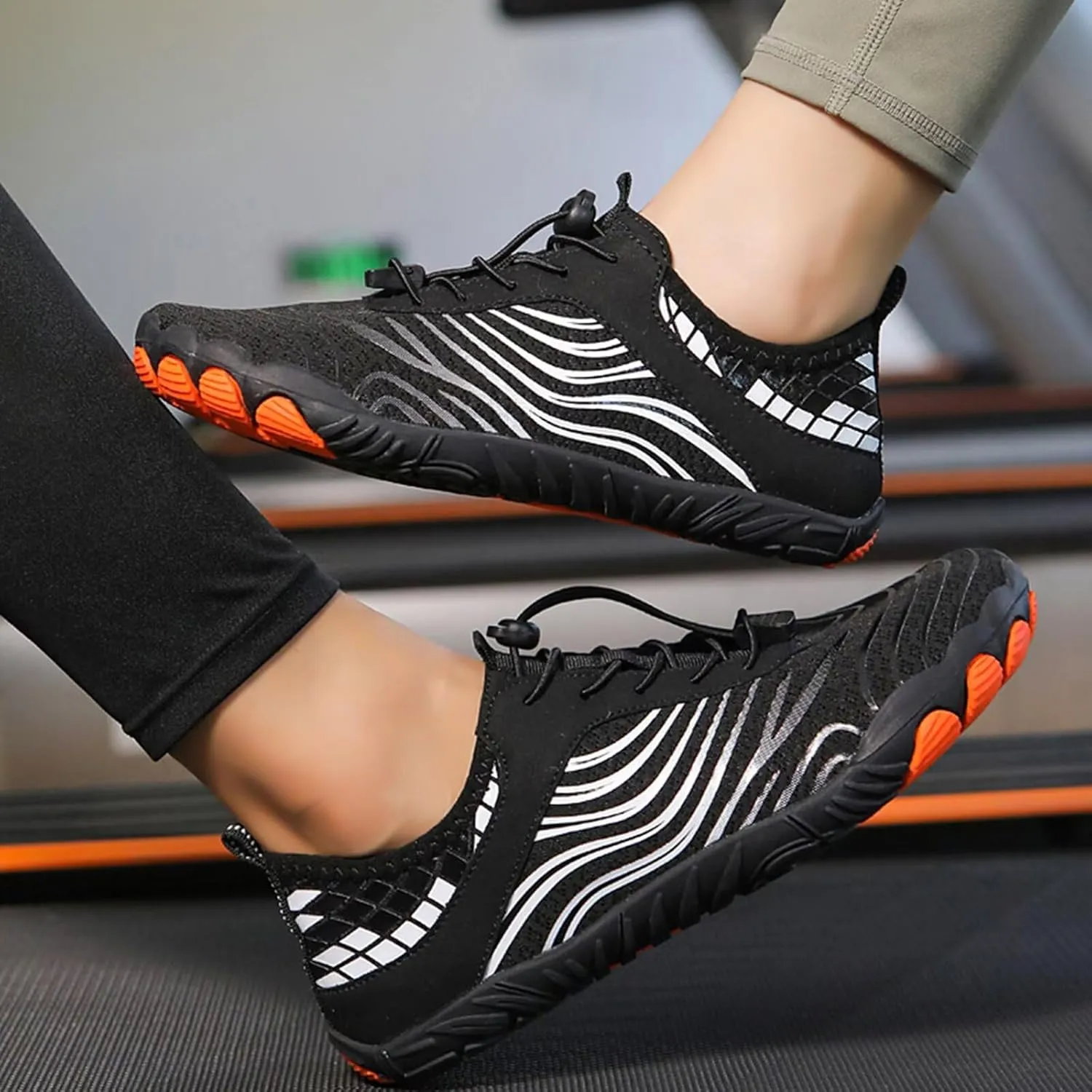 Barefoot Grounding Shoes Mens Womens Beach Swim Shoes Quick Drying Gym Training Sneakers Indoor Powerlifting & Bodybuilding Fitness Sneakers
