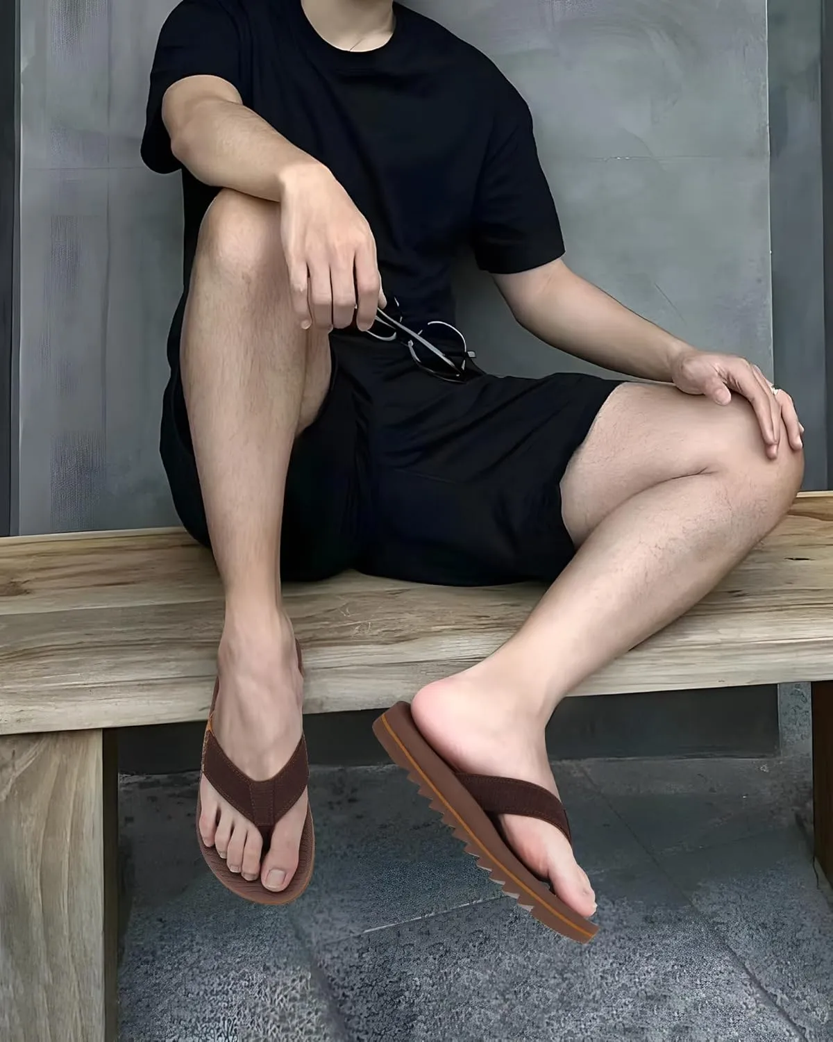 COFACE Flip Flops for Men with Arch Support Mens Sport Beach Thong-Sandals Outdoor 2025 Summer Leather Sandal for Man