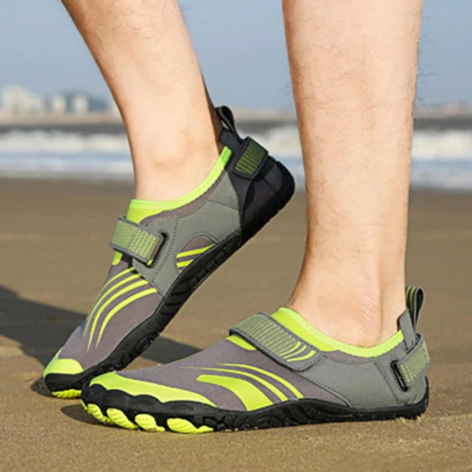 Extra Wide Water Shoes for Men Breathable Non Slip Athletic Mens Hiking Water Shoes Quick Dry Shoes for Men Stylish Water Shoes for Pool Beach Surf Walk Water Yoga