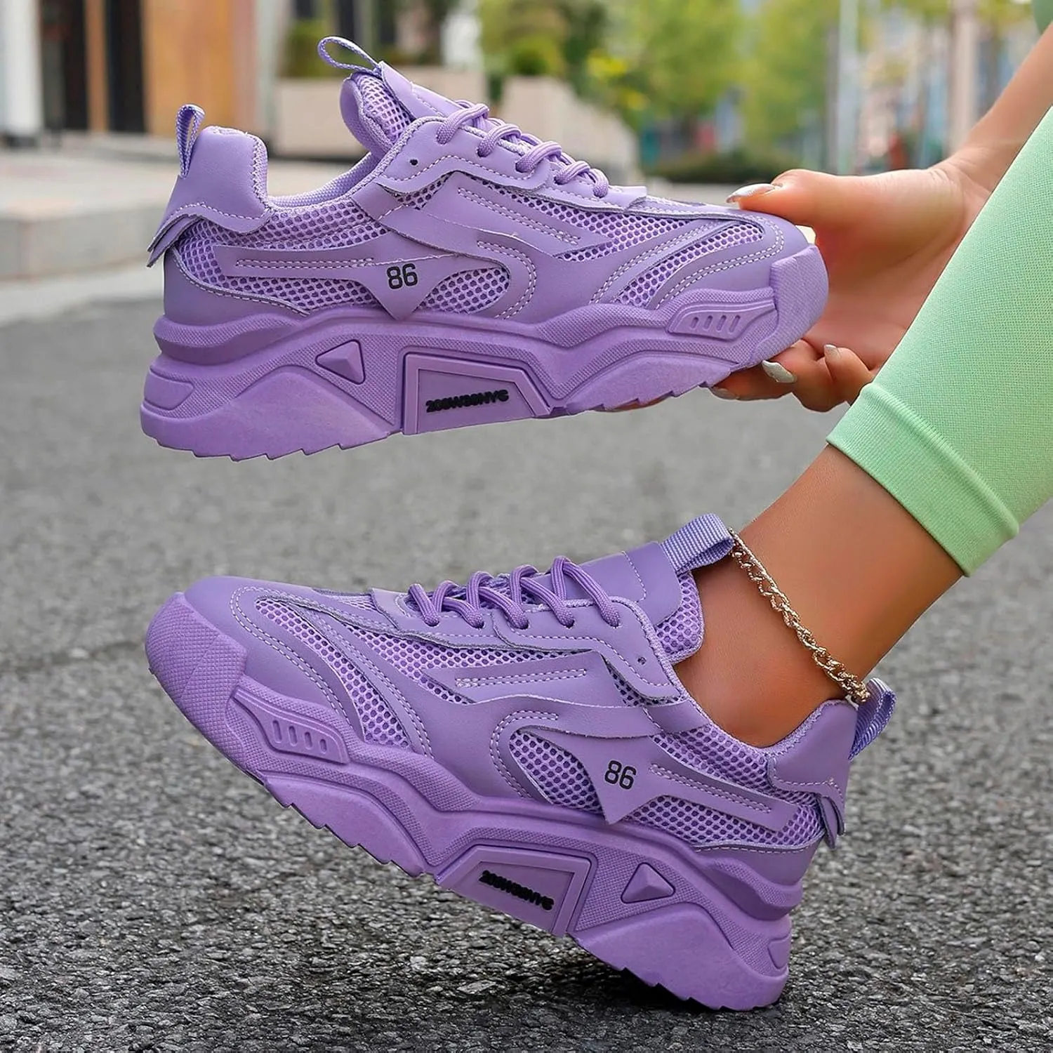 Flying Weaving Sneakers Women Fall and Winter Fashion Round Head Lace Up Casual Shoes Thick Bottom Men Water Shoe