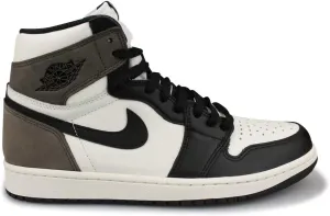 Nike Men's Air Jordan 1 Retro High Orignal Sneakers