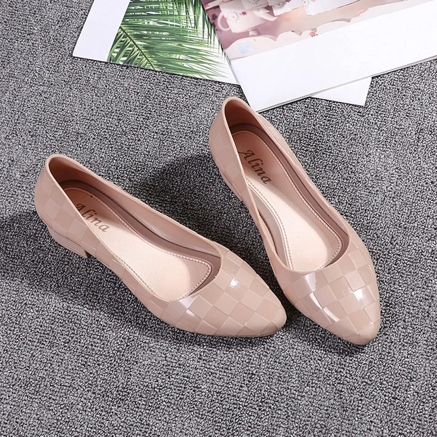 Plaid Pattern Sandals for Women Low Heel Summer Casual Pointed Toe Closed Toe Shallow Mouth Slip-on Square Heels Shoes Lightweight Non-Slip Sandalias