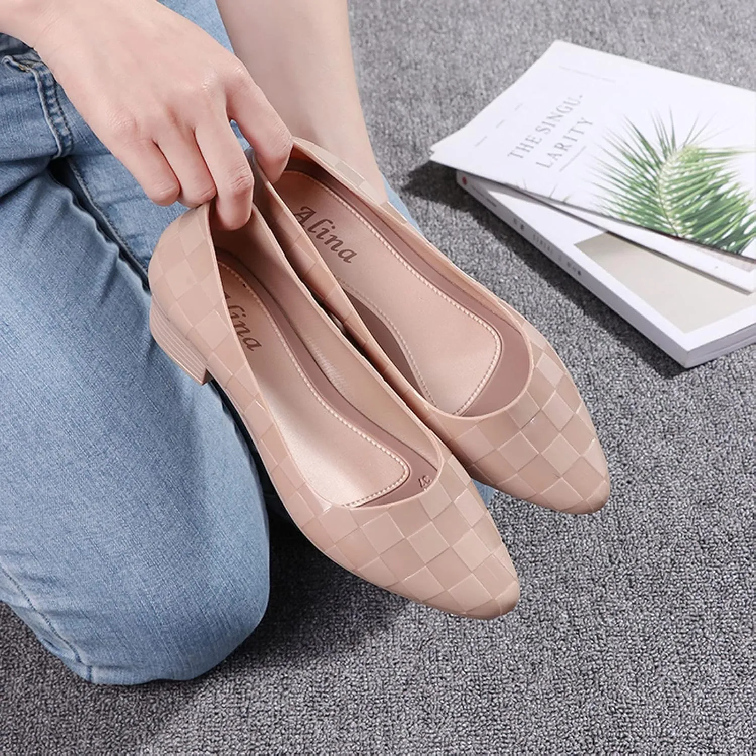 Plaid Pattern Sandals for Women Low Heel Summer Casual Pointed Toe Closed Toe Shallow Mouth Slip-on Square Heels Shoes Lightweight Non-Slip Sandalias