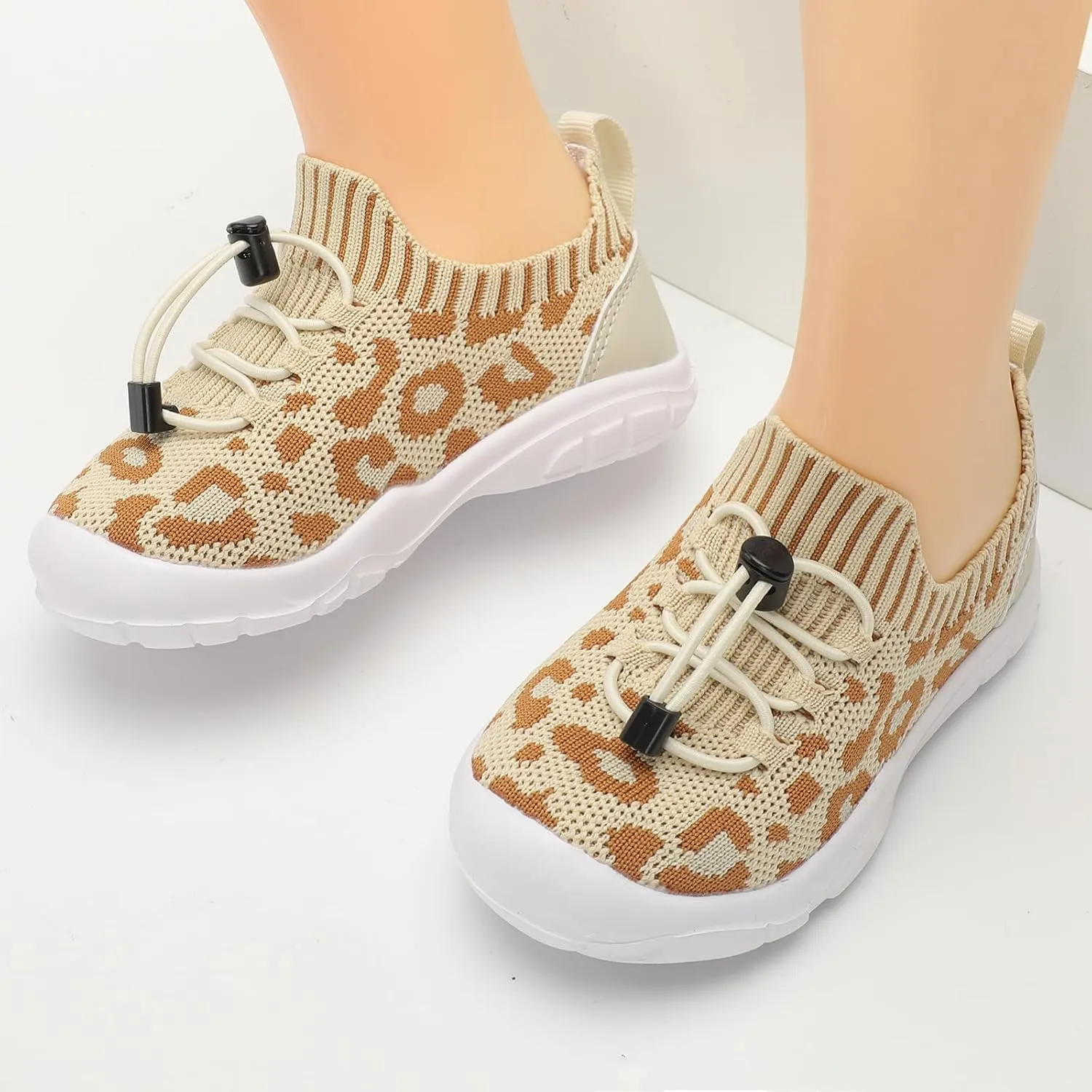 Scurtain Toddler Shoes Boys Girls Tennis Shoes Kids Barefoot Shoes Slip on Sneakers Breathable Walking Running Shoes