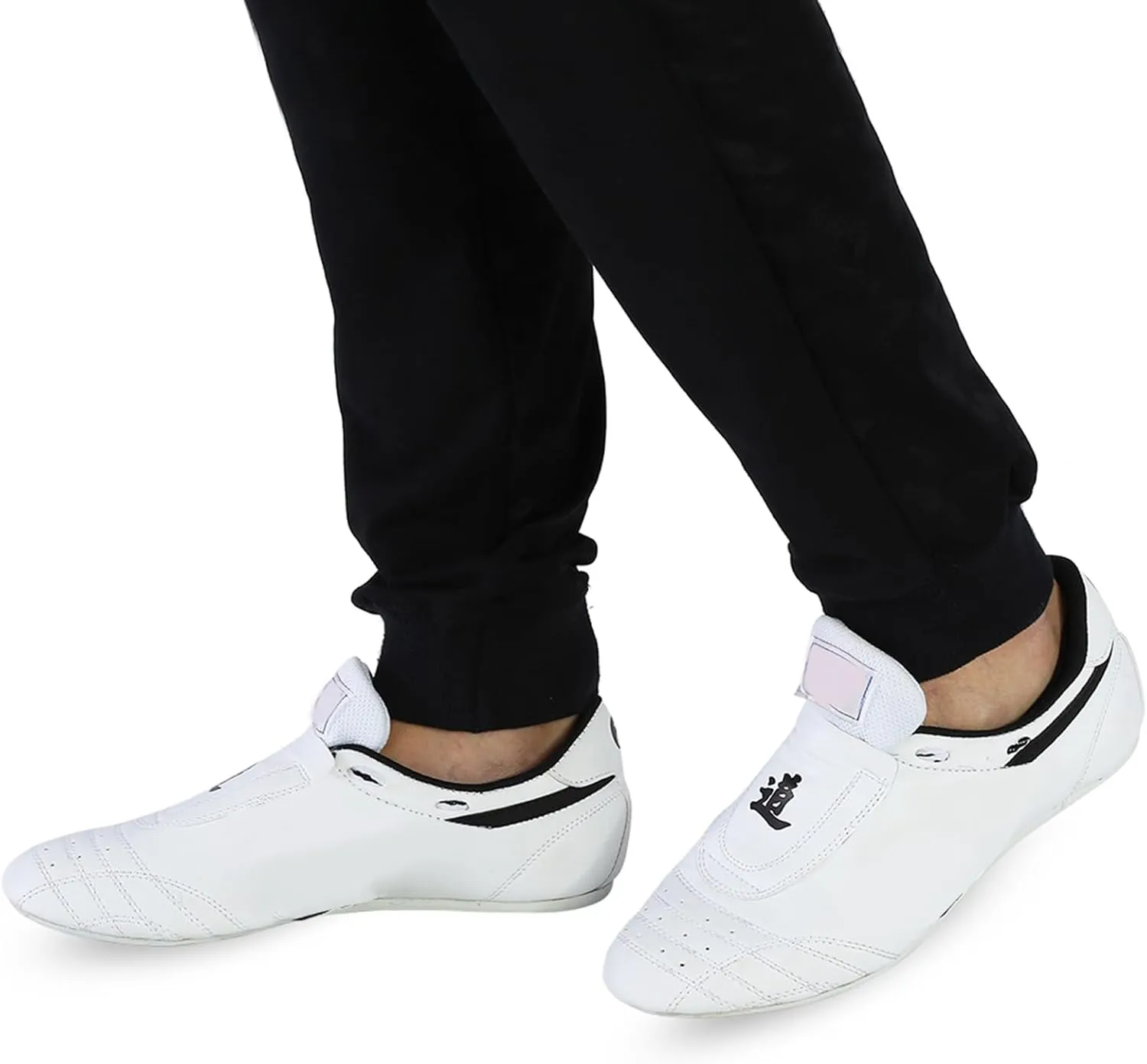 Taekwondo Shoes Martial Arts Sneaker Boxing Karate Kung Fu Tai Chi Shoes Black Stripes Sneakers Lightweight Shoes