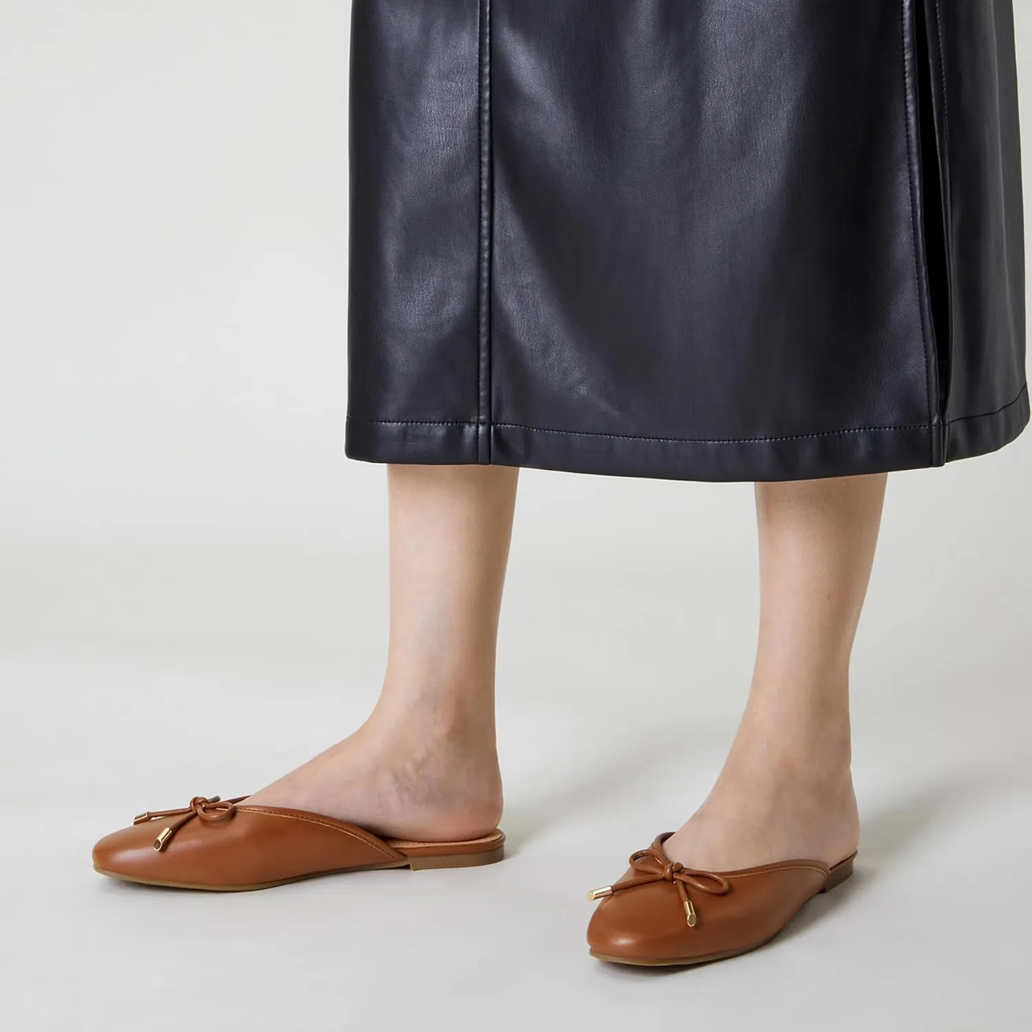 Trary Mules for Women 2025, Womens Mules Slip on Comfortable Bow Pointed Toe Womens Loafers, Backless Flats Mules Shoes for Women with Knot