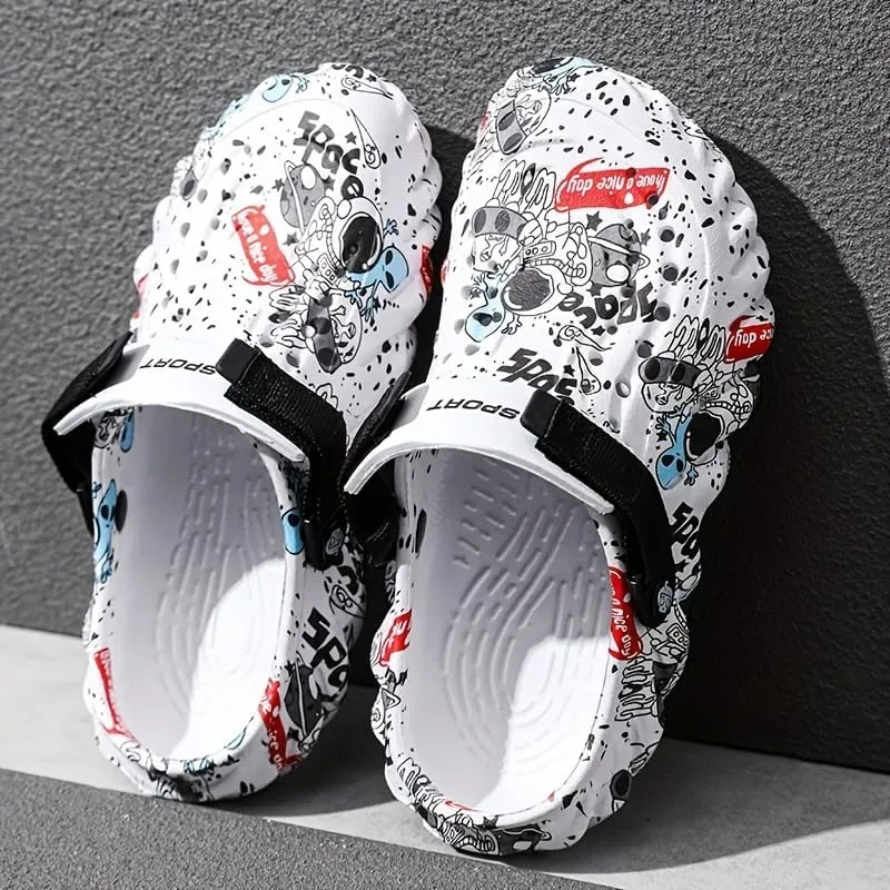 Unisex Graffiti Print Clogs, Fashion Breathable EVA Summer Beach Slide Shoes, Casual Outdoor Garden Sandals