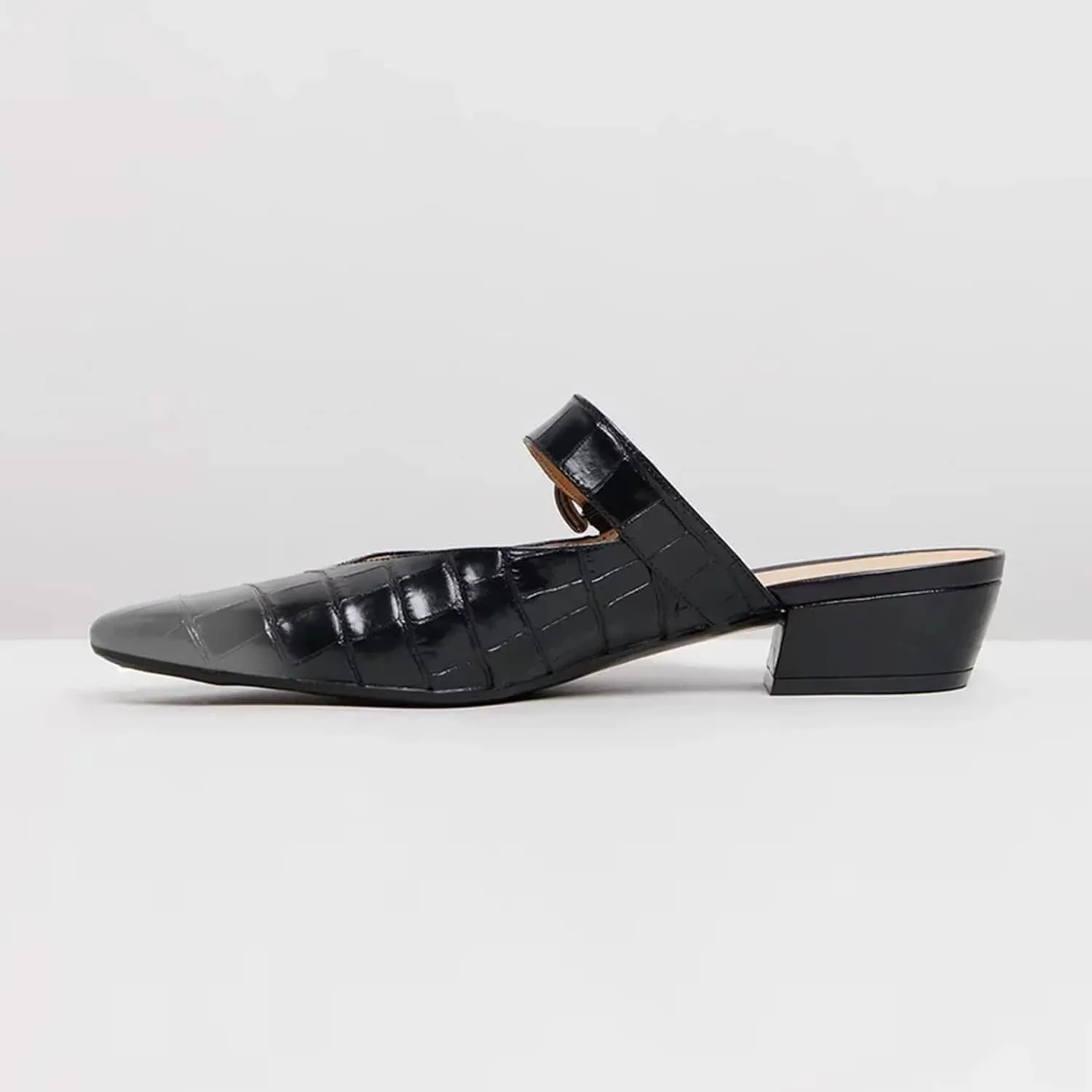 Women Fashion Croc-textured Sandals, Sexy Pointed Toe Slingback Pumps, Low Chunky Heel Strappy Mule Sandals, Trendy Mixed Black-Red Backless Slippers for Casual or Dress up, Full Size 4-16 M US