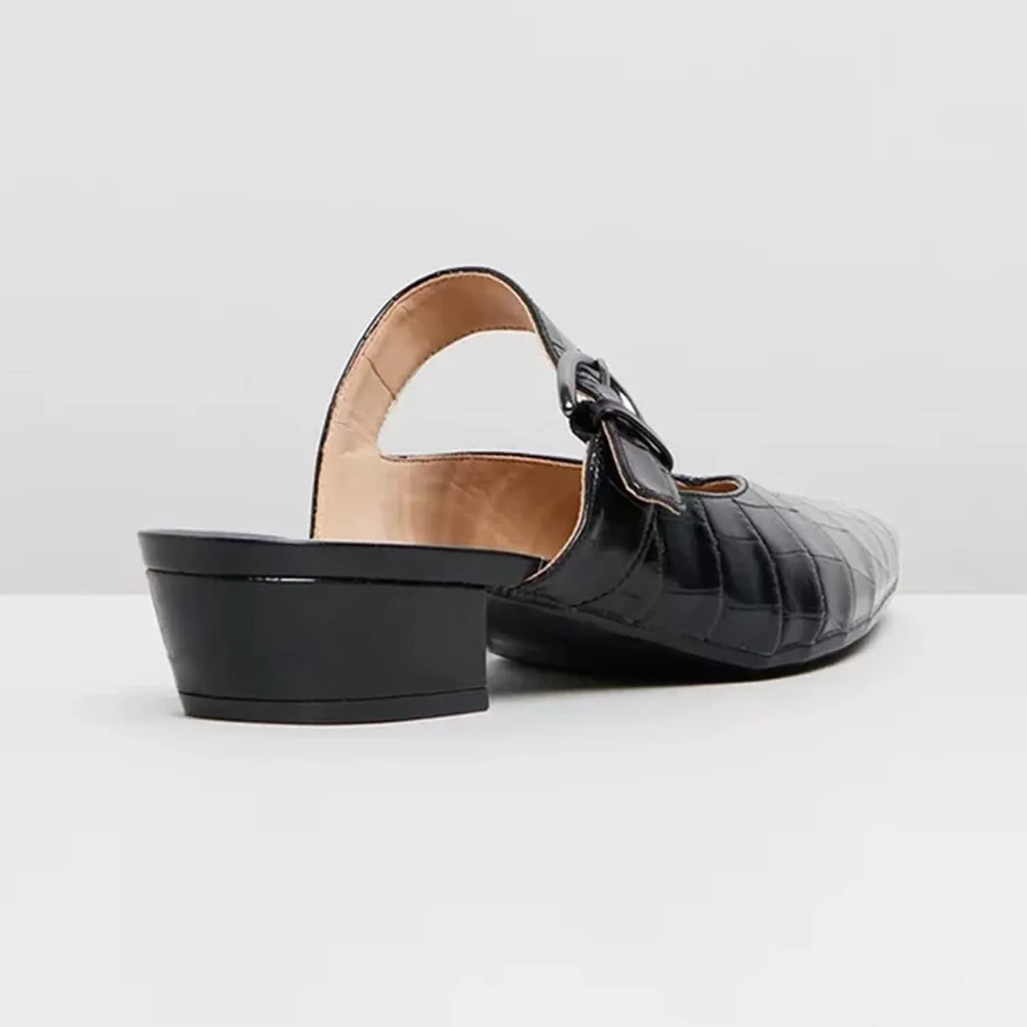 Women Fashion Croc-textured Sandals, Sexy Pointed Toe Slingback Pumps, Low Chunky Heel Strappy Mule Sandals, Trendy Mixed Black-Red Backless Slippers for Casual or Dress up, Full Size 4-16 M US