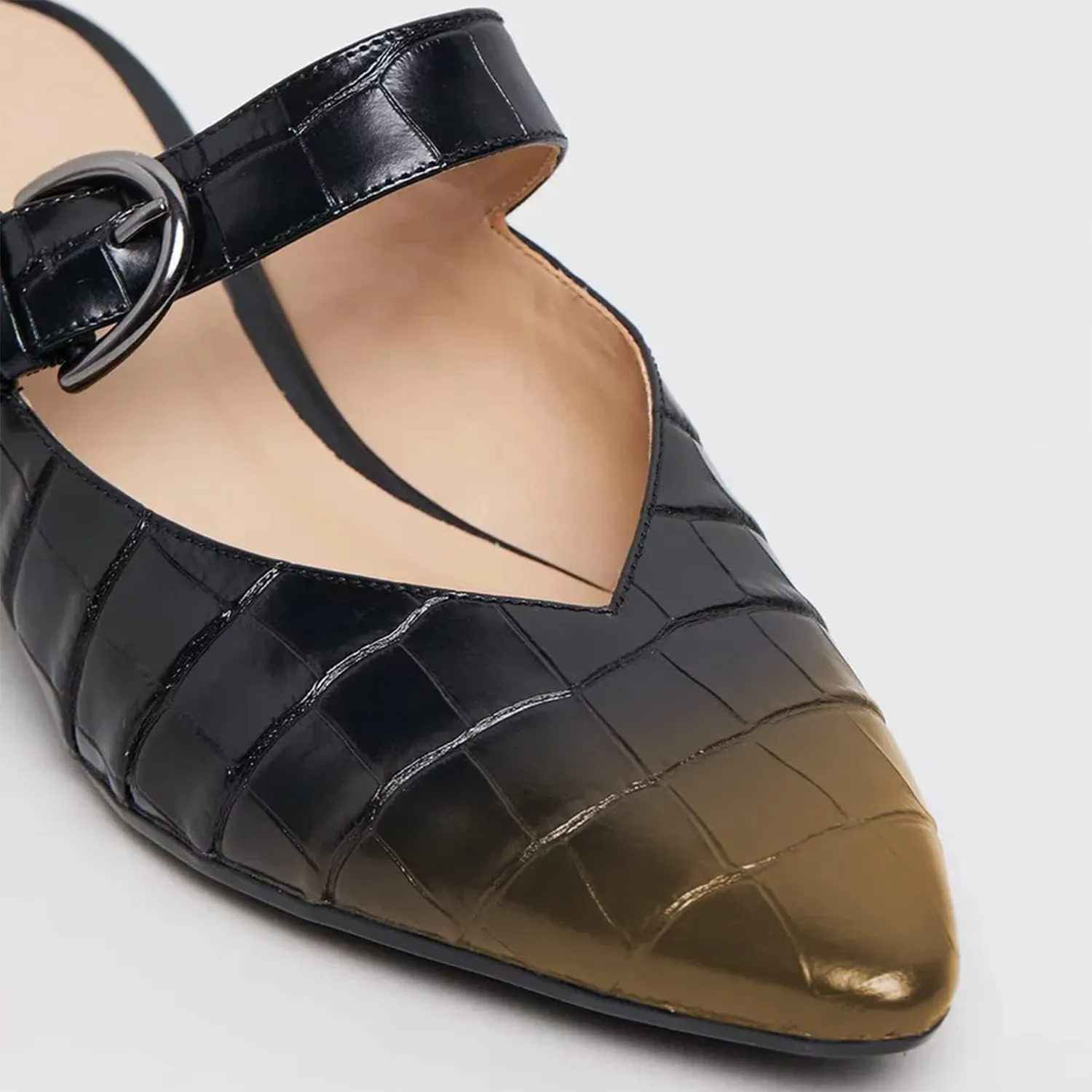 Women Fashion Croc-textured Sandals, Sexy Pointed Toe Slingback Pumps, Low Chunky Heel Strappy Mule Sandals, Trendy Mixed Black-Red Backless Slippers for Casual or Dress up, Full Size 4-16 M US