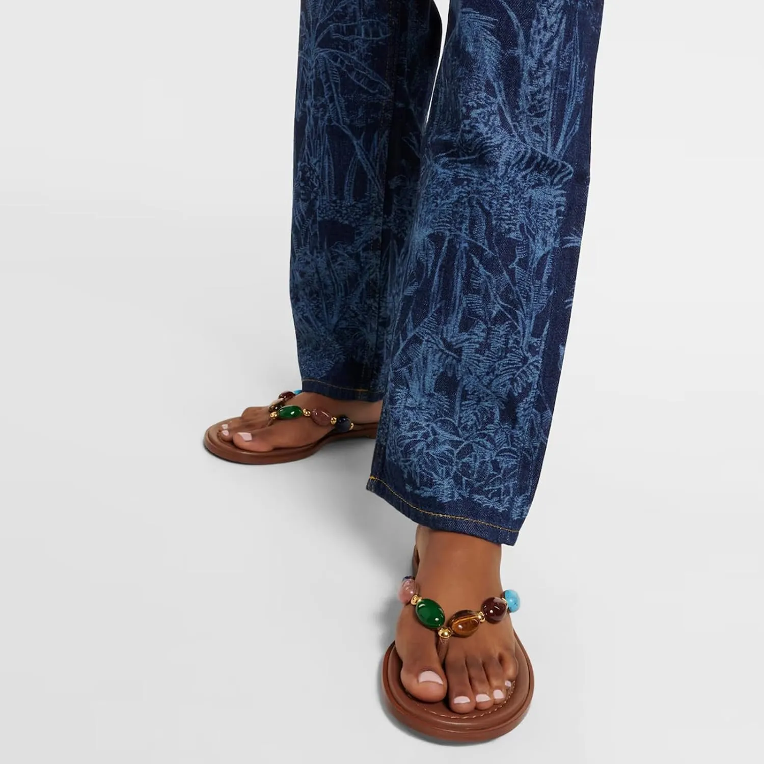 Women Jewelled Thong Strap Open Round Toe Flip Flops Comfy Slip on Flats Sandals Casual Summer Beach Slippers