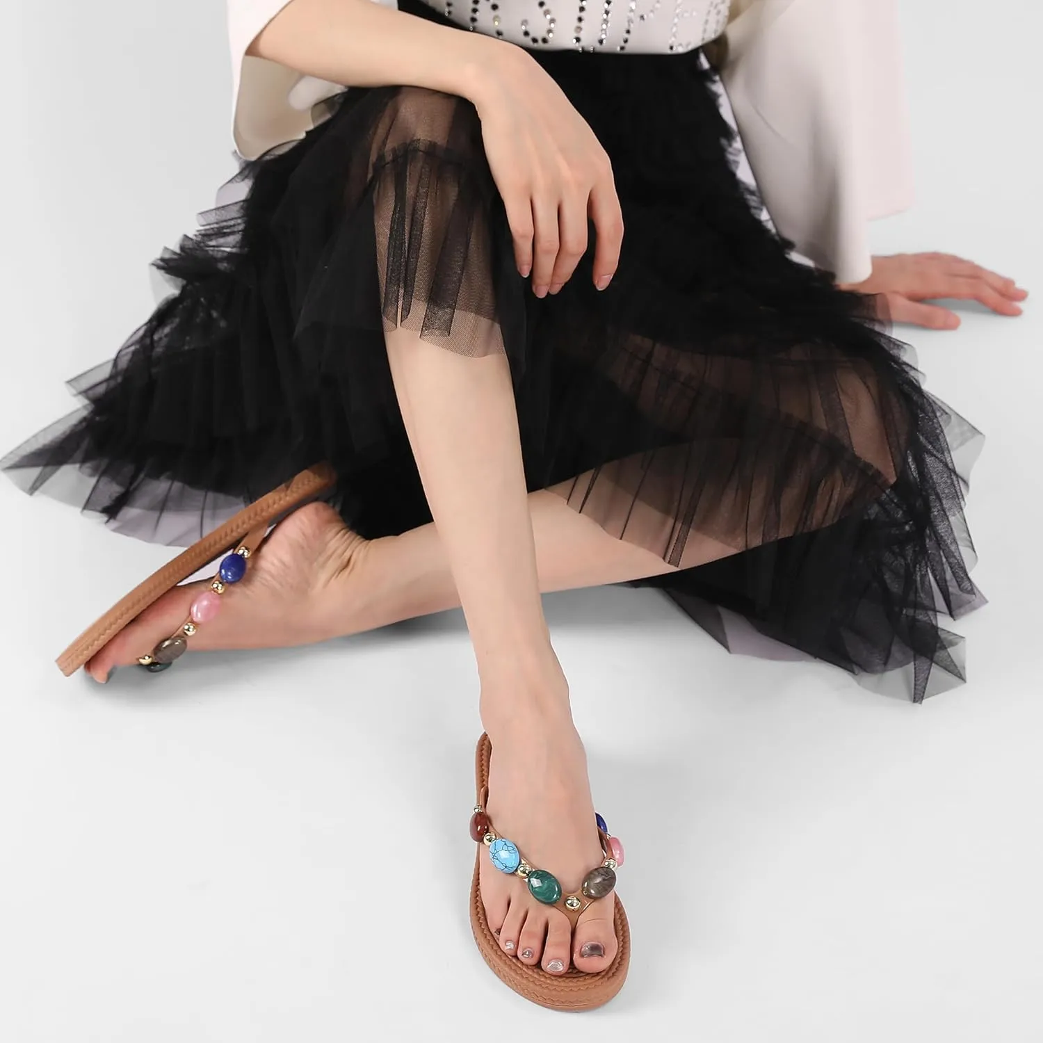 Women Jewelled Thong Strap Open Round Toe Flip Flops Comfy Slip on Flats Sandals Casual Summer Beach Slippers