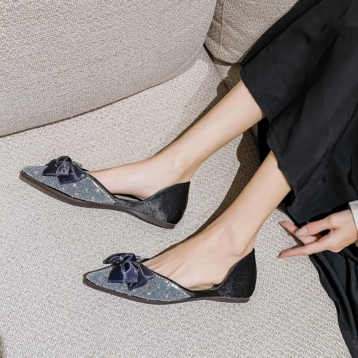 Women's Rhinestone Flats Elegant Bow Knot Glitter Ballet Flats Dress Pearl Wedding Shoes Pointed Toe Slip On Loafers for Women
